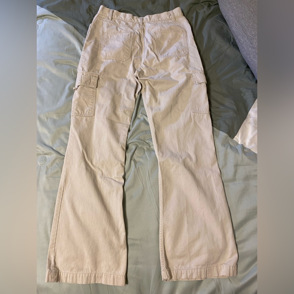 North Crest, Cargo
